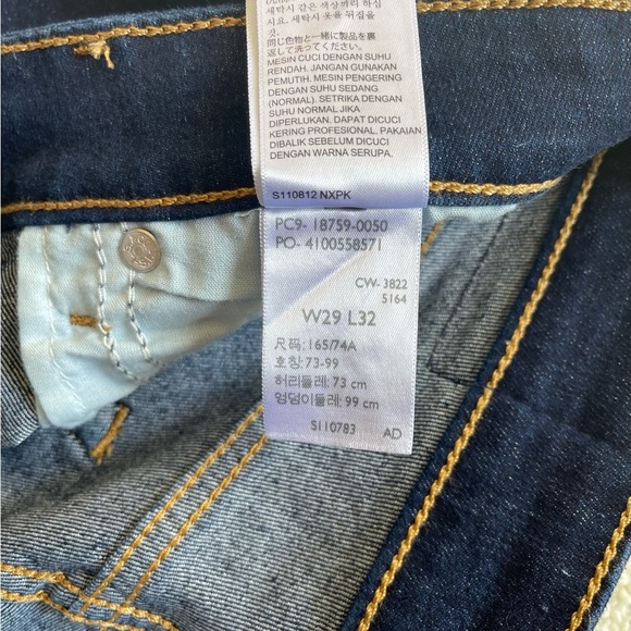 NWOT Levi’s 725 High Rise Bootcut Women’s Jeans Size 29/28 - Picture 12 of 13